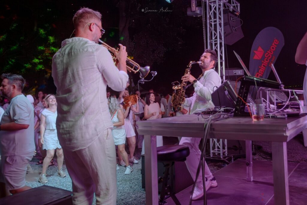 516132012_3518221098312567_1654712981245373450_n-1-1536x1024